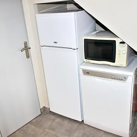 Maison De 2 Chambres A Avec Terrasse Amenagee Et Wifi Volvic